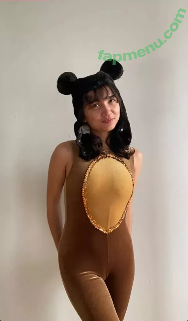 Rowan Blanchard nude photo #0433 (Simp Chat / rowanblanchard)