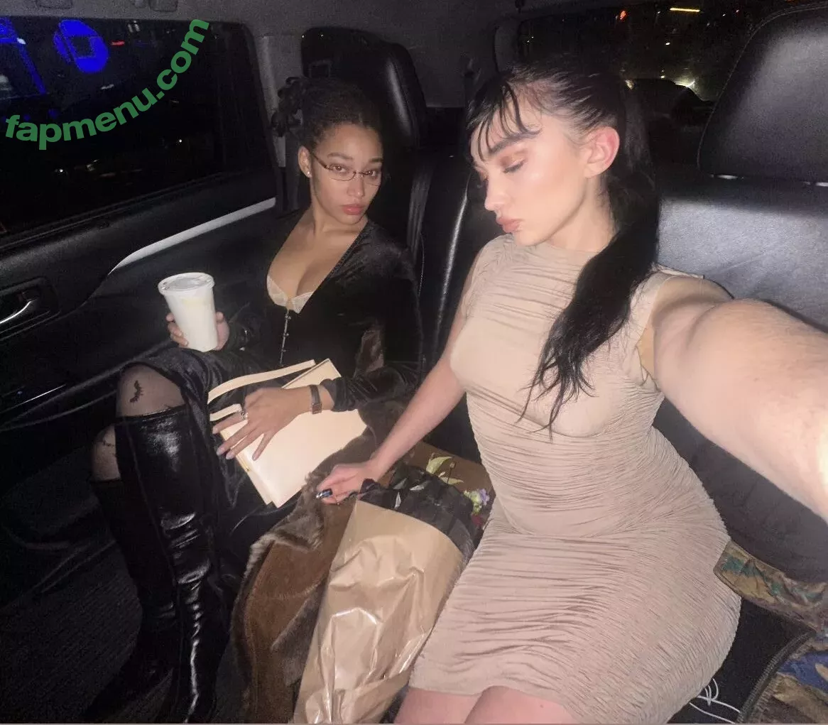 Rowan Blanchard nude photo #0497 (Simp Chat / rowanblanchard)