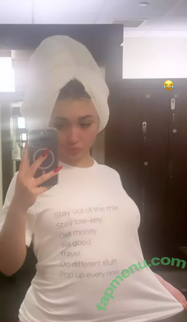 Rowan Blanchard nude photo #0512 (Simp Chat / rowanblanchard)