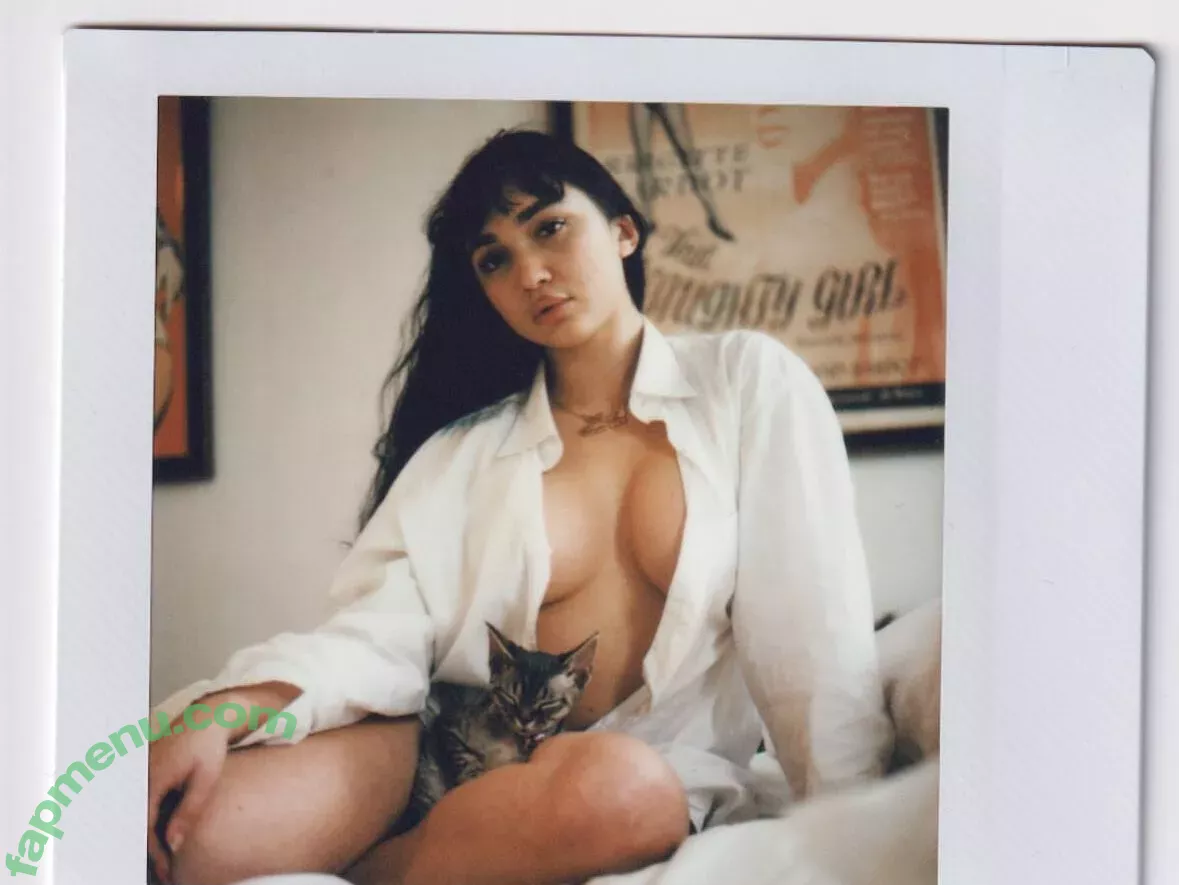 Rowan Blanchard nude photo #0514 (Simp Chat / rowanblanchard)