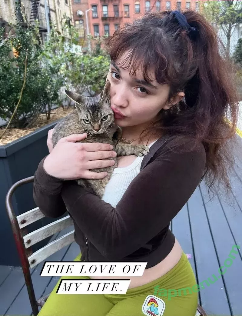 Rowan Blanchard nude photo #0614 (Simp Chat / rowanblanchard)