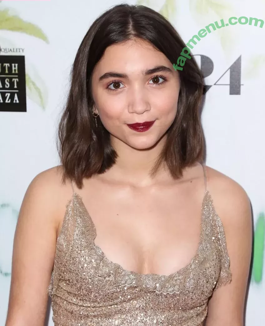 Rowan Blanchard nude photo #0746 (Simp Chat / rowanblanchard)