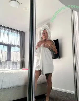  nude photo #0002