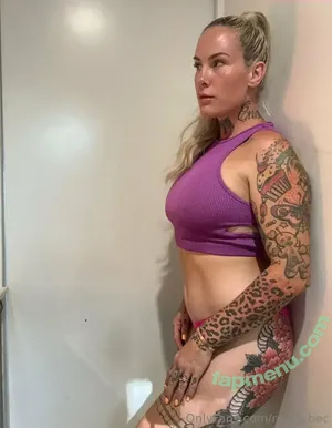  nude photo #0004