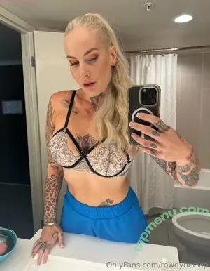 rowdybecvip / rowdybec nude photo #0011