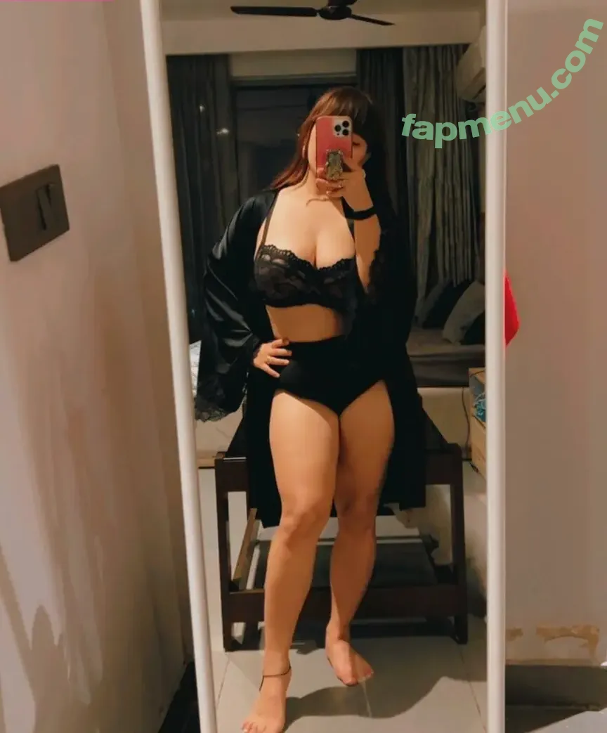 Rowhi Rai nude photo #0021 (rowhi_rai)