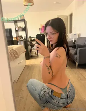  nude photo #0003