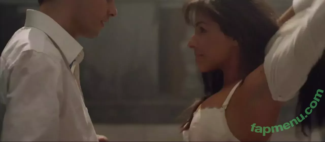 Roxanne Pallett nude photo #0107 (theroxannecarrion)
