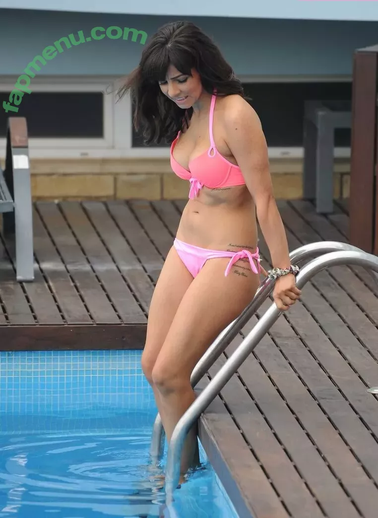 Roxanne Pallett nude photo #0185 (theroxannecarrion)