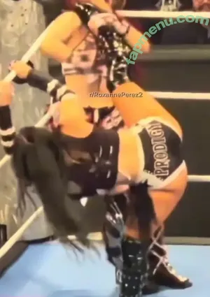 Roxanne Perez / Rok-C - WWE NXT / roxanne_wwe nude photo #1211