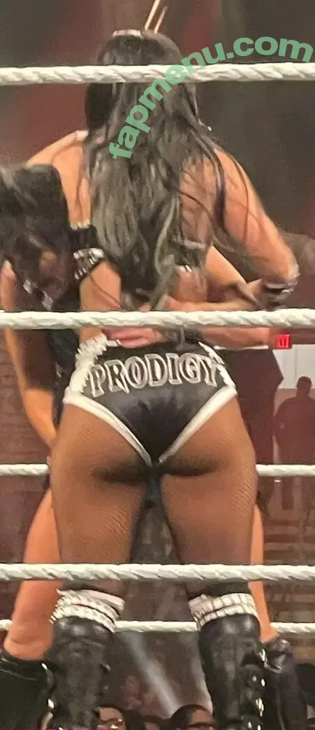 Roxanne Perez nude photo #1034 (Rok-C - WWE NXT / roxanne_wwe)