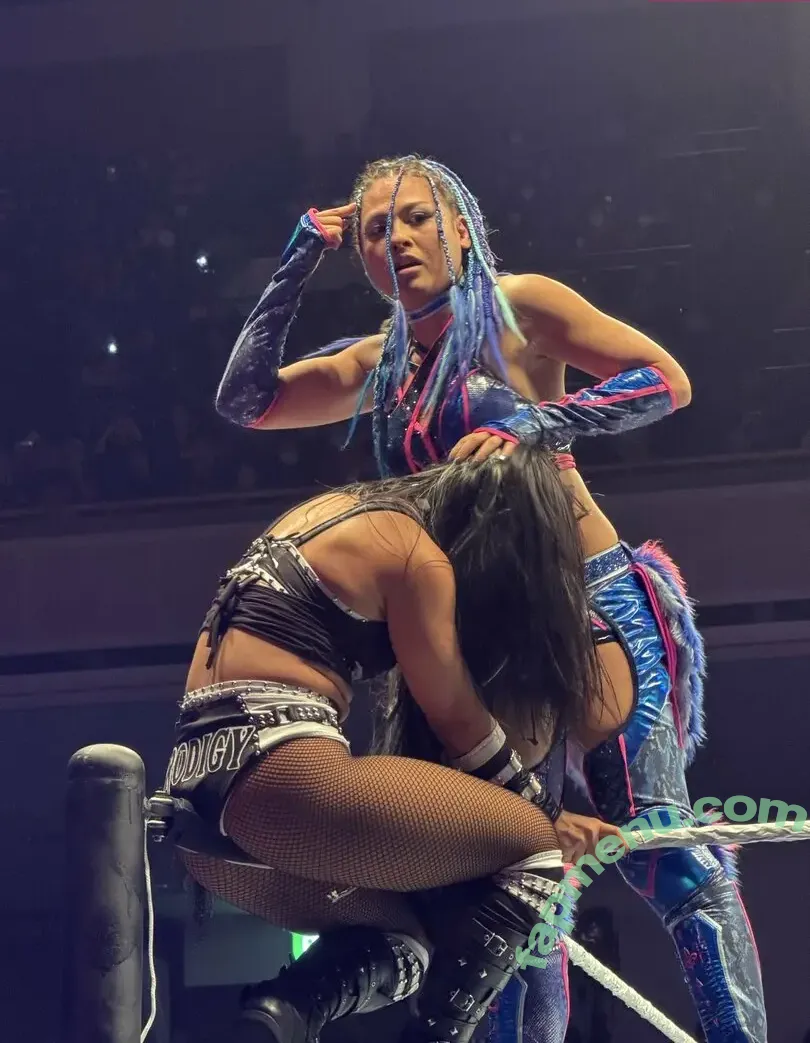 Roxanne Perez nude photo #1112 (Rok-C - WWE NXT / roxanne_wwe)