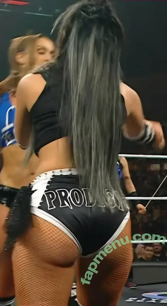 Roxanne Perez nude photo #1139 (Rok-C - WWE NXT / roxanne_wwe)