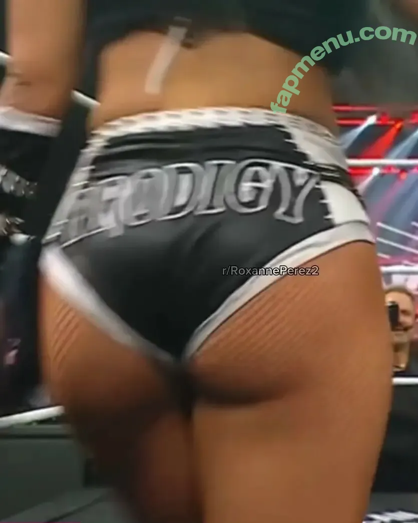 Roxanne Perez nude photo #1150 (Rok-C - WWE NXT / roxanne_wwe)