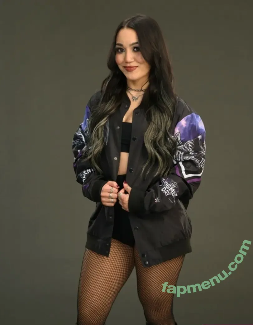 Roxanne Perez nude photo #1186 (Rok-C - WWE NXT / roxanne_wwe)