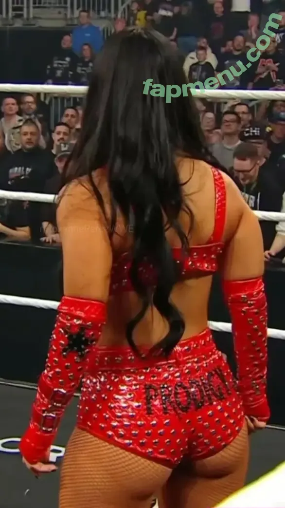 Roxanne Perez nude photo #1359 (Rok-C - WWE NXT / roxanne_wwe)