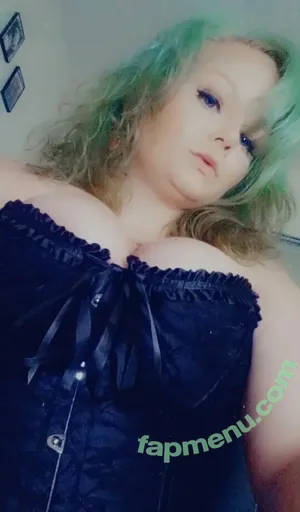 roxannehot94 / roxanne.kho nude photo #0001