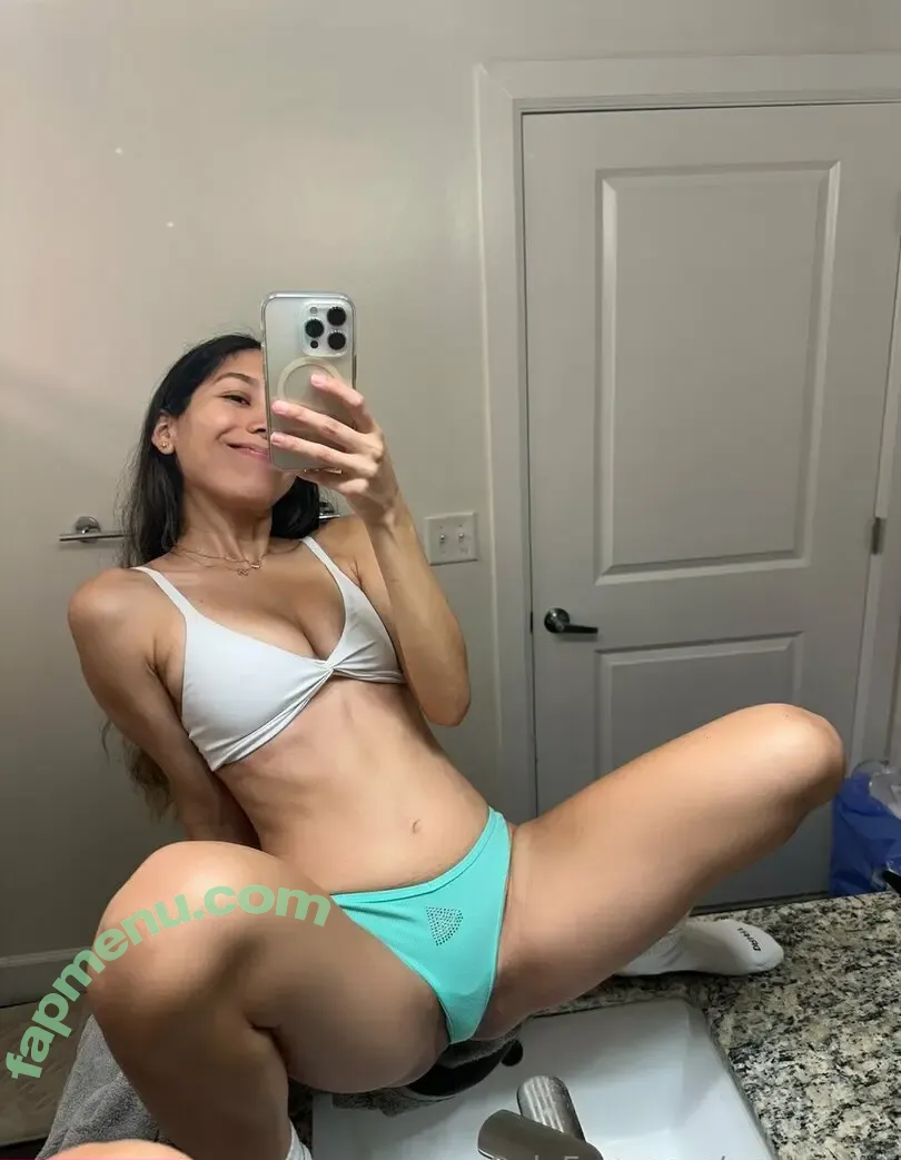 roxannesims nude photo #0127 (Roxanne / roxannesimsxx)