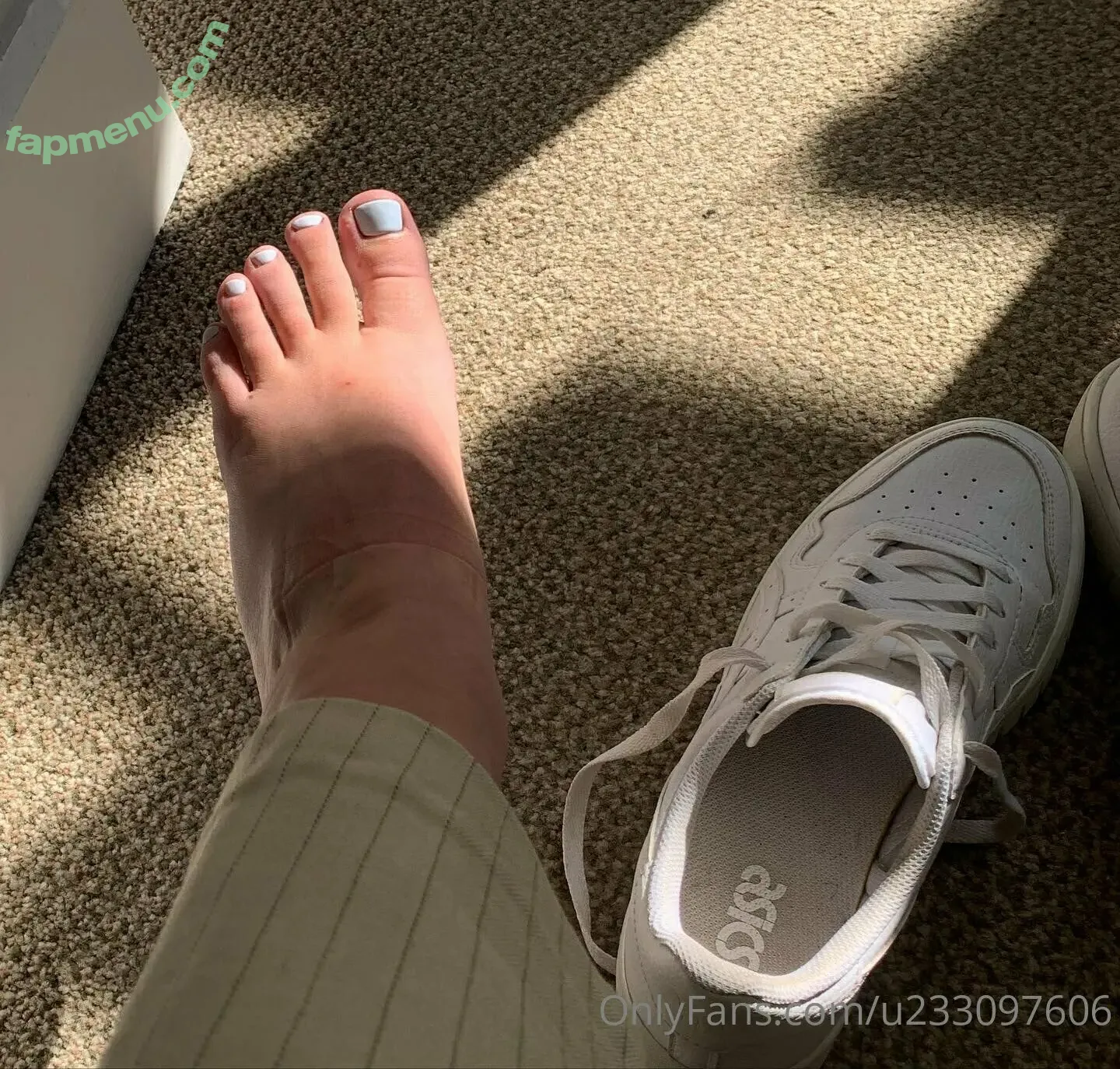 roxbeejustliving nude photo #0002 (roxbeejustliving)