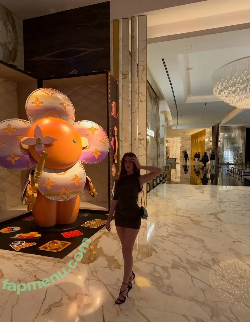 Roxie Węgiel nude photo #0106 (roxie_wegiel)