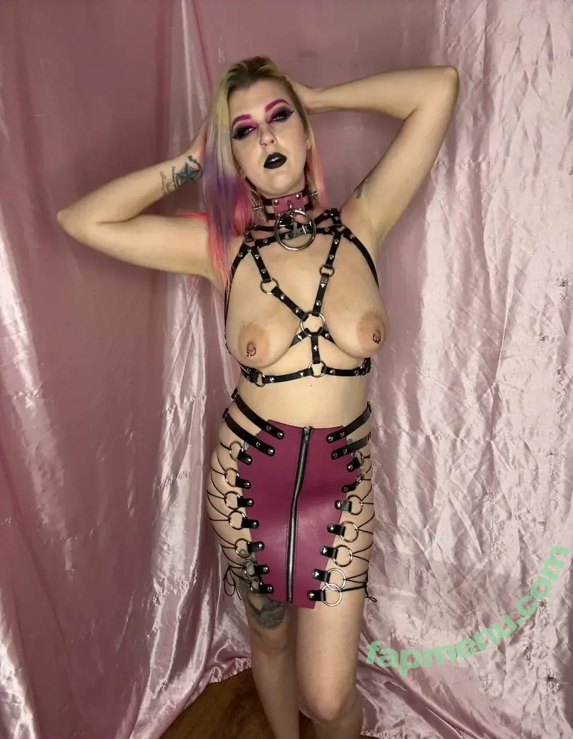 Roxxi Diamond nude photo #0028 (_roxxidiamond / roxxi_diamond / roxxidiamond)