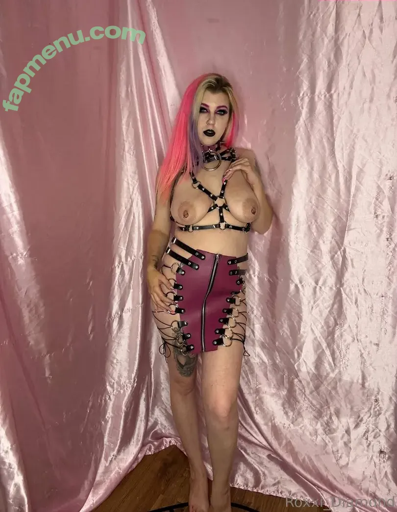 Roxxi Diamond nude photo #0040 (_roxxidiamond / roxxi_diamond / roxxidiamond)