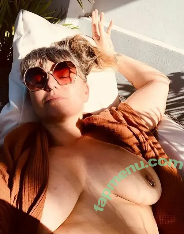 roxxie.chagrin nude photo #0027 (roxxie.chagrin)