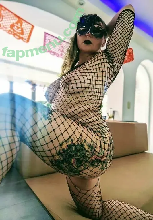 roxxie.chagrin nude photo #0028 (roxxie.chagrin)