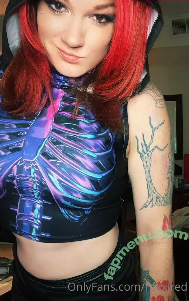 roxxired nude photo #0001 (roxxiredmusic)