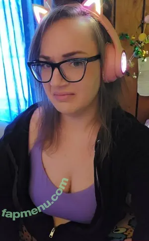 roxxxiemoxie / moxieroxxie nude photo #0024