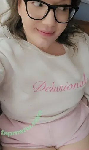 roxxxiemoxie / moxieroxxie nude photo #0029