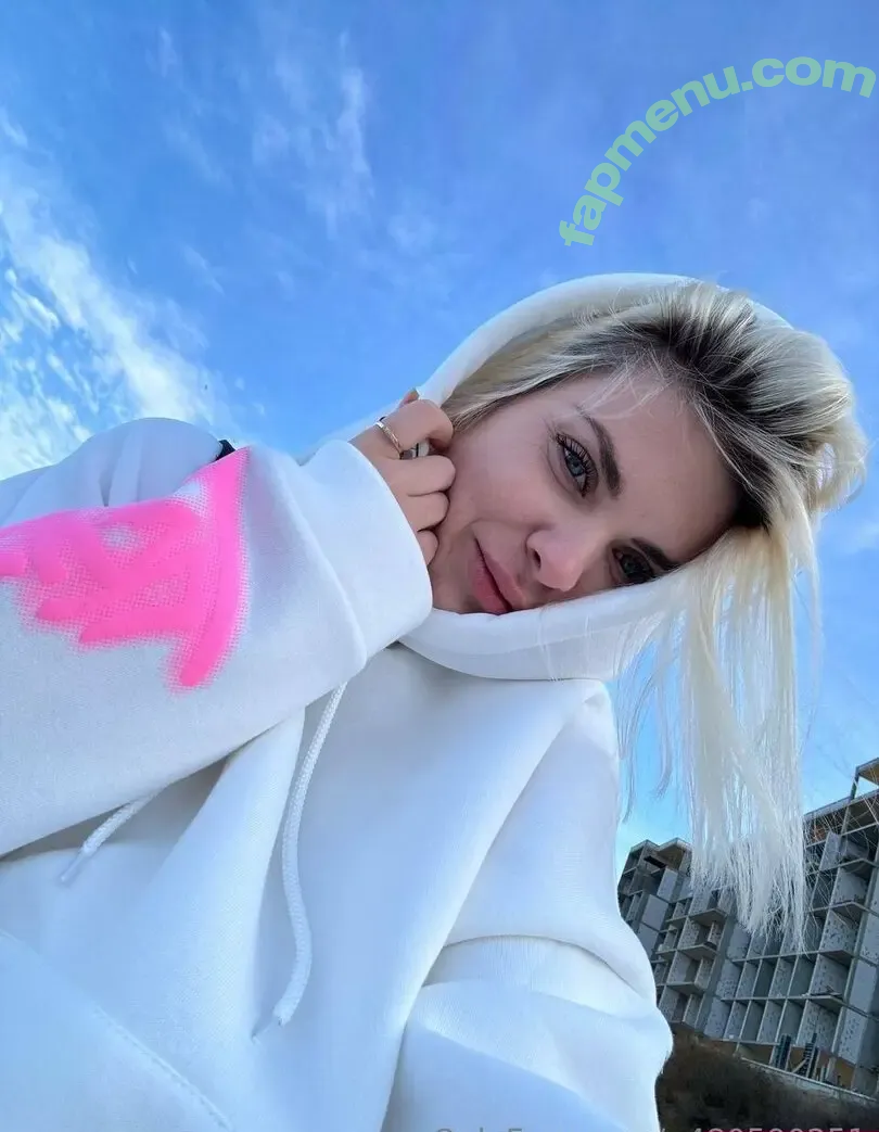 roxy_blakee nude photo #0004 (roxie.blake)