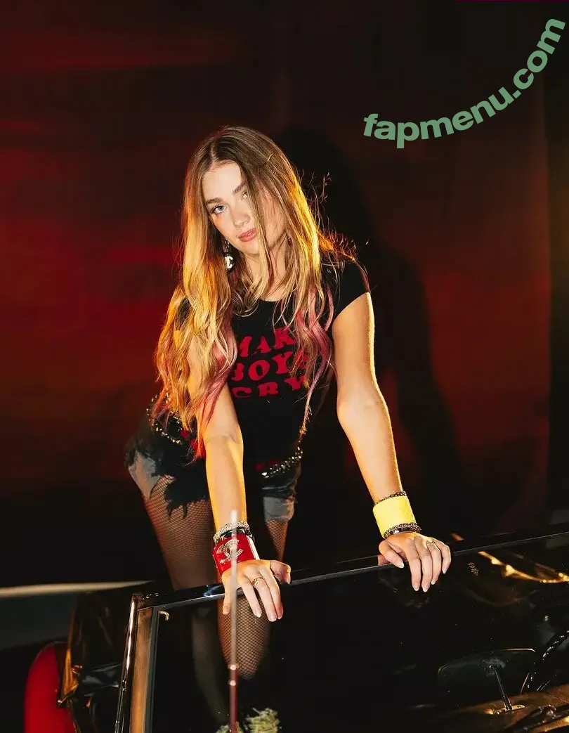 Roxy Dekker nude photo #0036 (RoxyDekker / roxy.dekkerr)