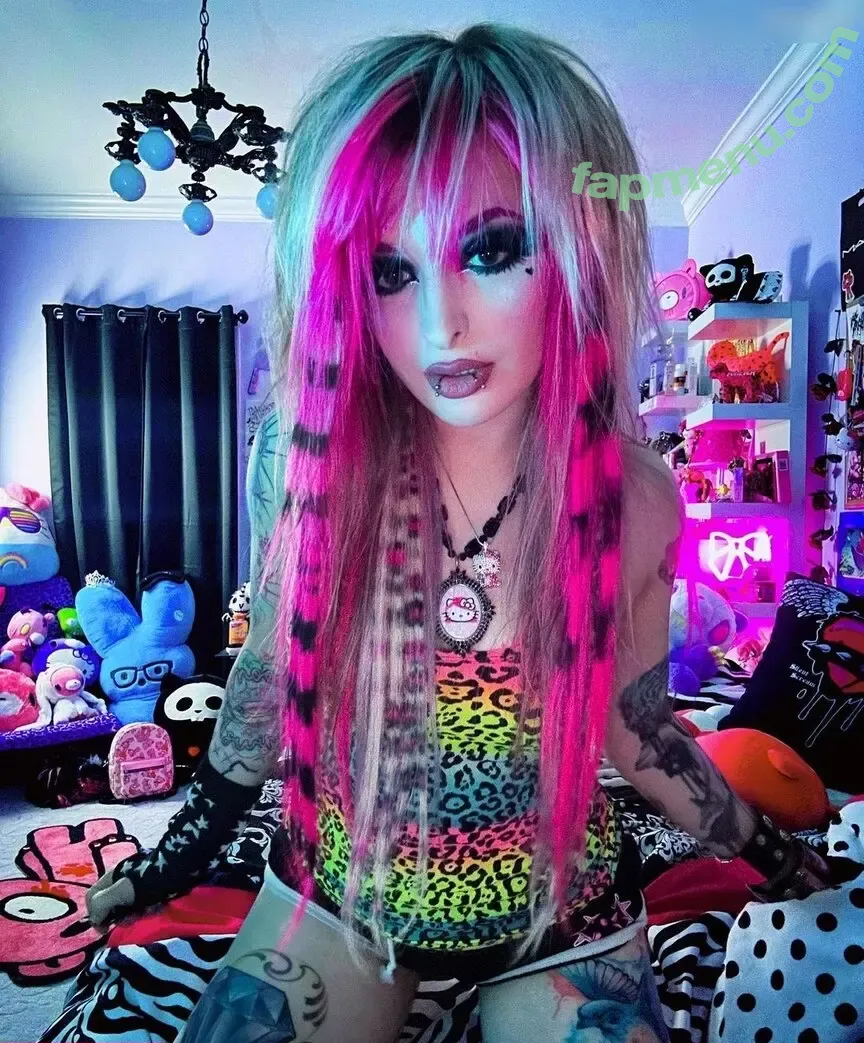 Roxy Katrina nude photo #0060 (trashmob)