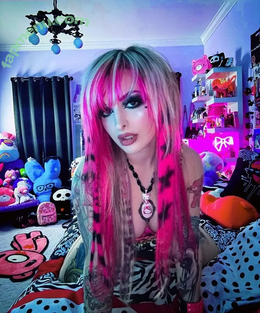 Roxy Katrina nude photo #0063 (trashmob)