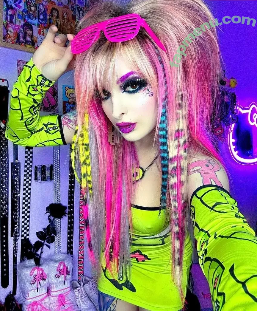 Roxy Katrina nude photo #0069 (trashmob)