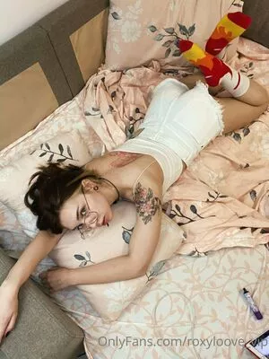 roxyloove_vip / mayberoxy nude photo #0028