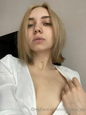roxyloove_vip / mayberoxy nude photo #0081