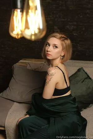 roxyloove_vip / mayberoxy nude photo #0173