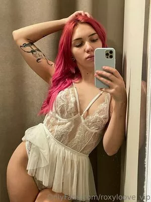 roxyloove_vip / mayberoxy nude photo #0616