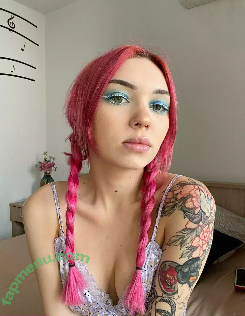 roxyloove_vip nude photo #0442 (mayberoxy)