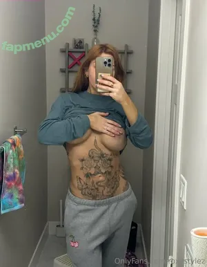 roxystylezz / Roxystylezz1 / minusscrubs / roxystylez nude photo #0081