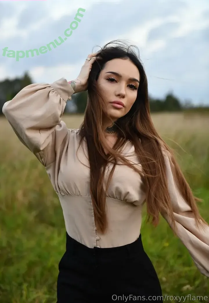 roxyyflame nude photo #0041 (roxyyflame)