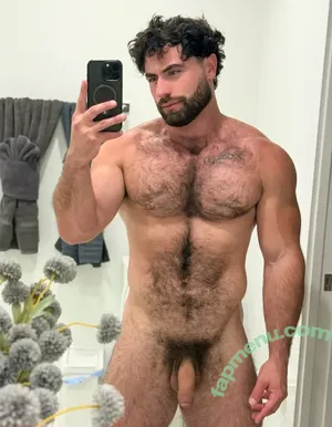 roy3te / roy3tev2 nude photo #0022