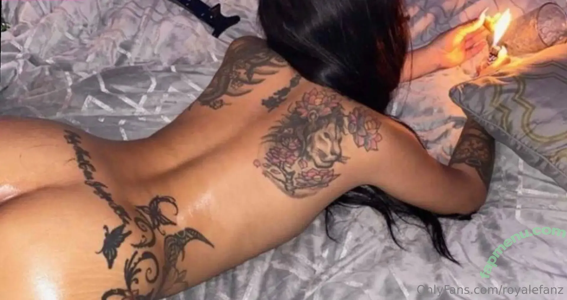 royalefanz nude photo #0002 (royalefanz)