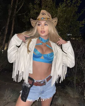 Royalwednesday / Rio Sage / RioSage_ / riosage nude photo #0069