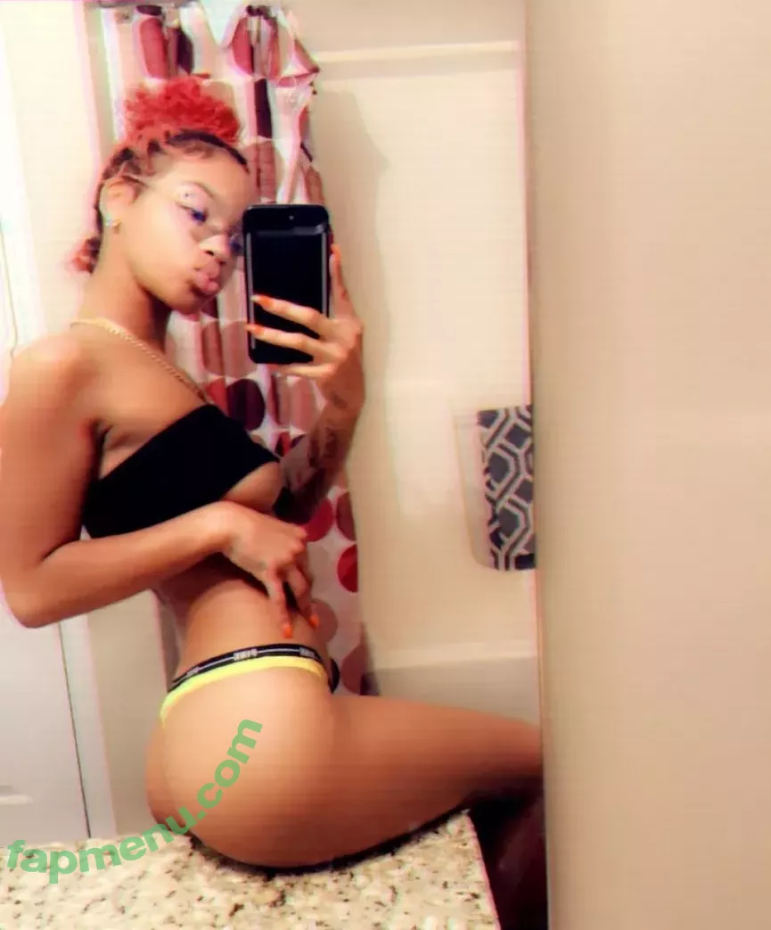 Rozay Molly nude photo #0019 (freakyrozay / rozay.molly)