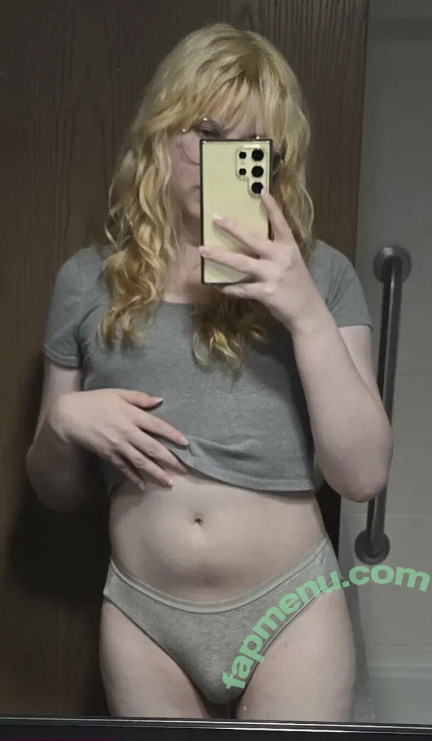 rozirabbit nude photo #0006 (rozirabbit03)