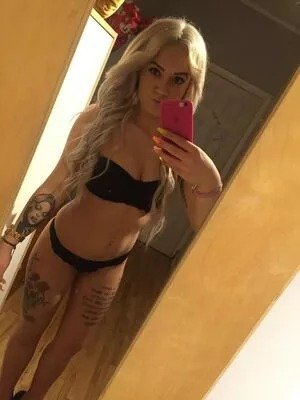 rozsacinti / cintia_rozsa_ nude photo #0008