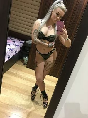 rozsacinti / cintia_rozsa_ nude photo #0036